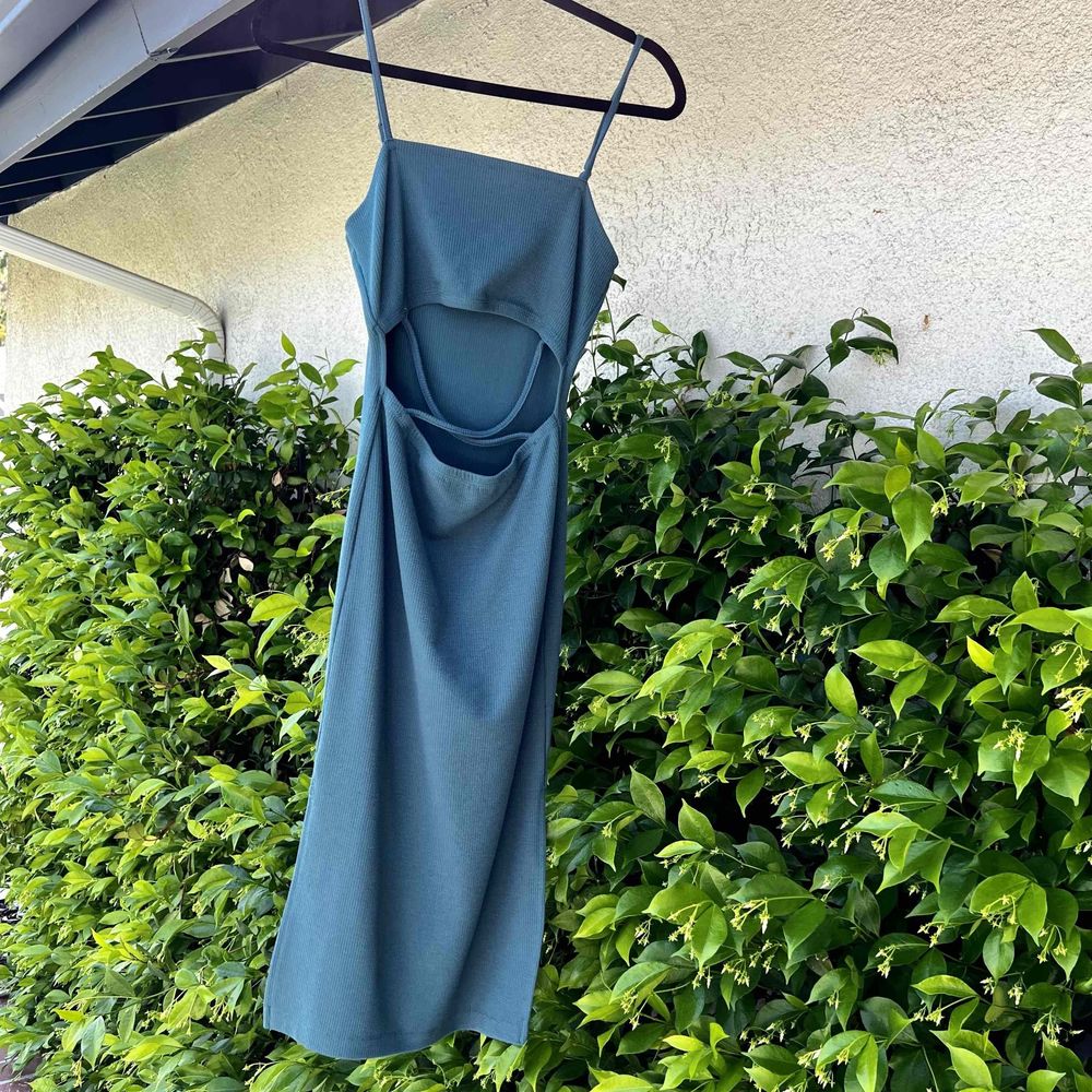 Forever 21 Cut-Out Spaghetti Strap Knit Dress Teal Size Small - Picture 2 of 5